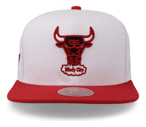 Gorra Mitchell & Ness Nba Bulls Chicago Blanco Mvp Unitalla