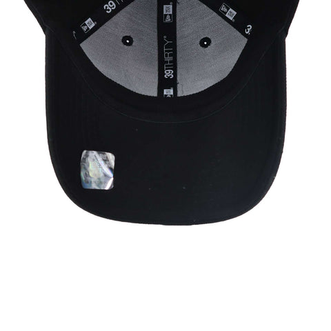 Gorra New Era 39 Thirty NFL Buccaneers Sideline 22 Negro Cerrada