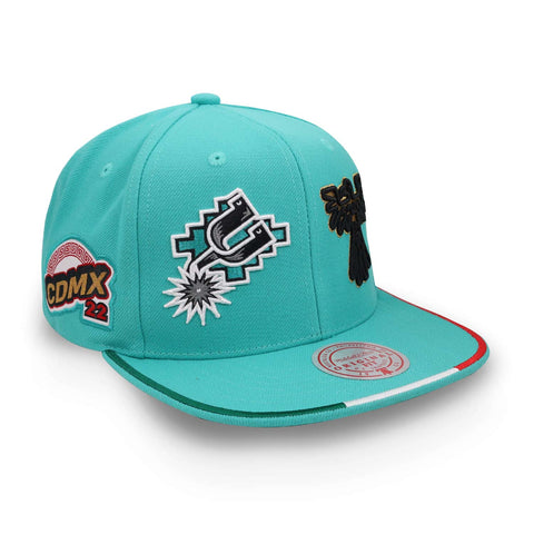Gorra Mitchell & Ness NBA Spurs Pyramid México Aqua