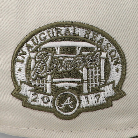 Gorra New Era 59Fifty MLB Braves White Crown Marfil Cerrada