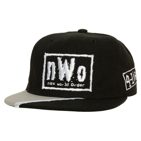 Gorra Mitchell & Ness WWE NWO Deadstock Unitalla