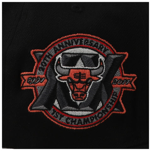 Gorra Mitchell & Ness NBA Bulls Core VI