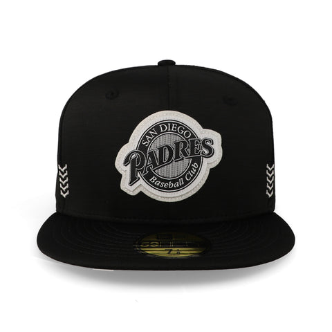 Gorra New Era 59Fifty MLB Padres CHAL 2024 Negra Cerrada