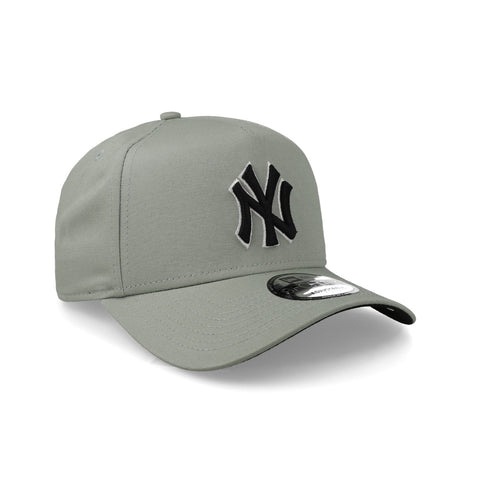 Gorra New Era 9Forty MLB Yankees Black Matcha Ajustable