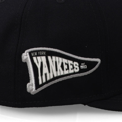 Gorra New Era 59FIFTY MLB Yankees Pennant 19849
