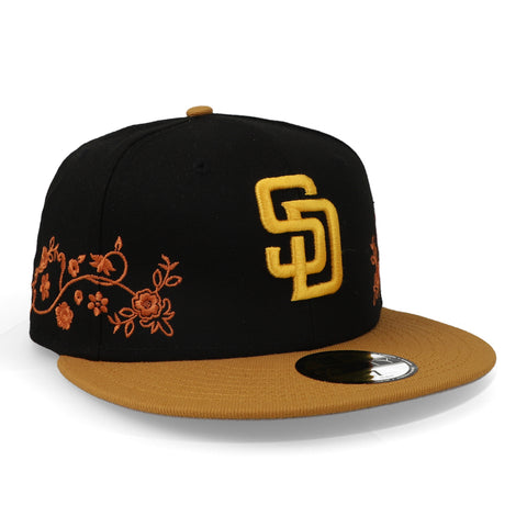 Gorra New Era 59Fifty MLB Padres Floral Vine Negra Cerrada