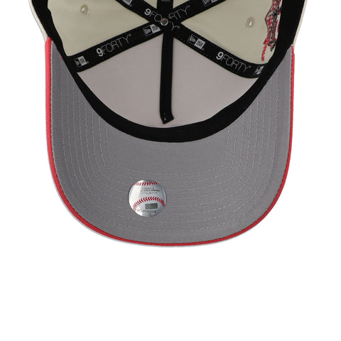 Gorra New Era 9Forty A-Frame MLB Yankees Chrome Coral