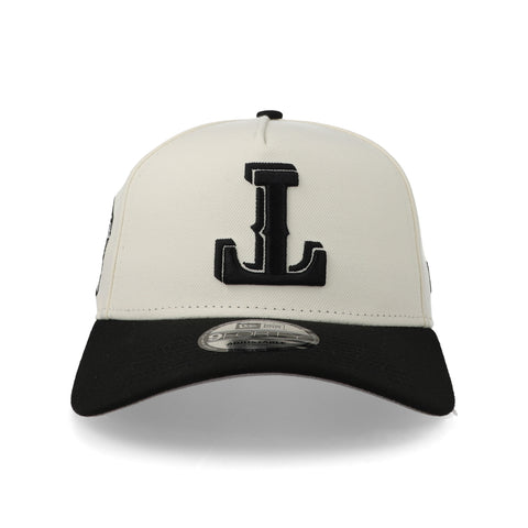 Gorra New Era 9Forty MLB Rangers Crema Negro Unitalla