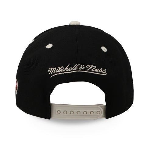 Gorra Mitchell and Ness NBA Lakers My Name is Peace Unitalla