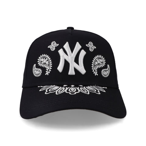 Gorra New Era 9Forty MLB Yankees Paisley Ajustable
