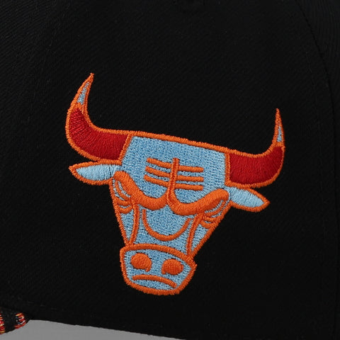 Gorra Mitchell & Ness NBA Bulls Tapped Pro Snapback Unitalla