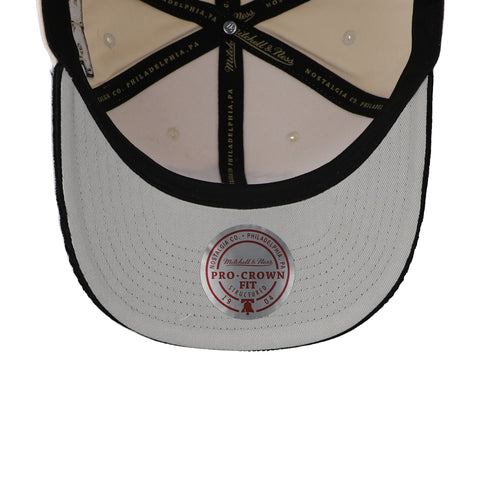 Gorra Mitchell & Ness NBA Spurs Fall Cord Snapback Unitalla