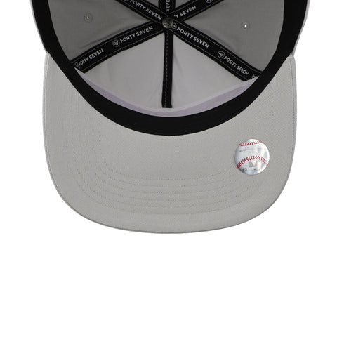 Gorra '47 MLB Yankees Script Fade Hitch Gris Unitalla