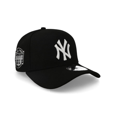 Gorra New Era 9Forty MLB Yankees Negra/Blanca Ajustable