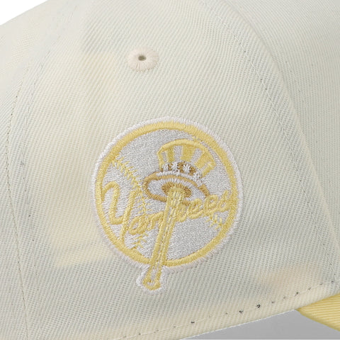 Gorra New Era 9Forty MLB Yankees Chrome Amarillo Unitalla
