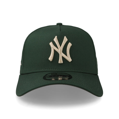 Gorra New Era 9Forty MLB Yankees Cilantro Green Ajustable
