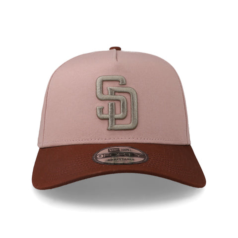 Gorra New Era 9Forty MLB Padres Mocha Mousse Ajustable