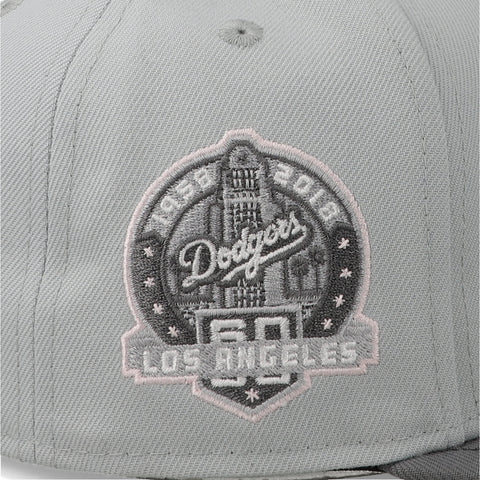 Gorra New Era 59Fifty MLB Dodgers Sakuranagashi Cerrada