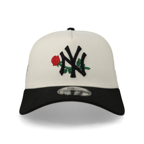 Gorra New Era 9Forty MLB Yankees Crema Negro Unitalla