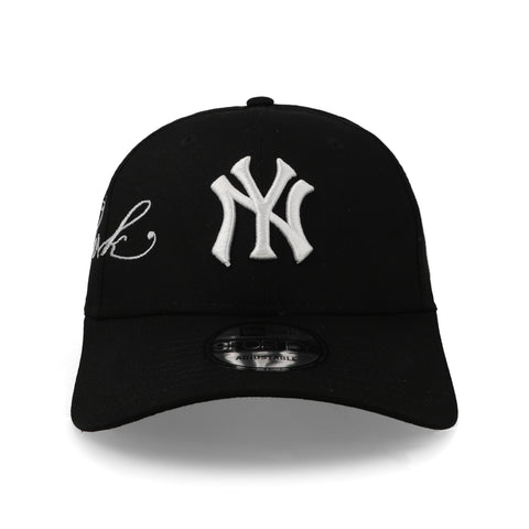 Gorra New Era 9Forty MLB Yankees Cross Panels Script