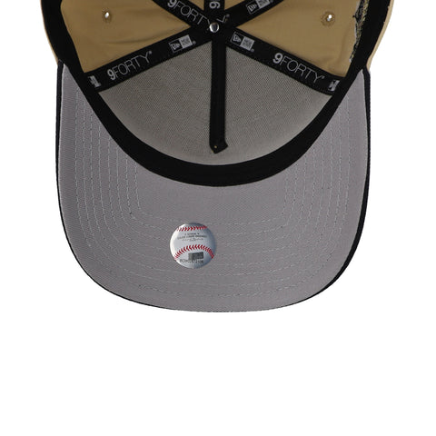 Gorra New Era 9Forty MLB Yankees Dorado OTC Unitalla
