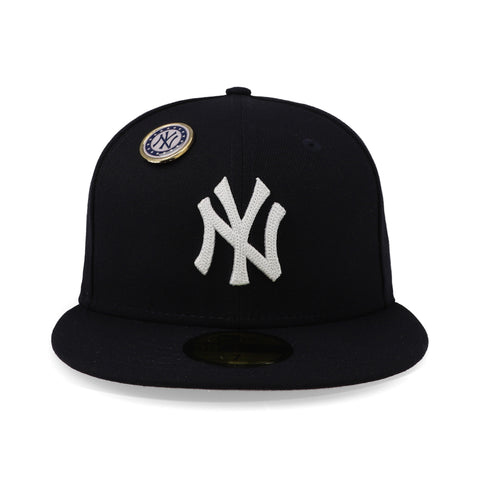 Gorra New Era 59 Fifty MLB Pin E3 Yankees Negro Cerrada.