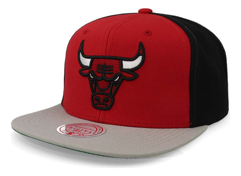 Gorra Mitchell & Ness Nba Block Out Snapback Bulls Rojo Unit