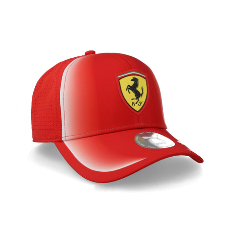 Gorra Ferrari Team Replica Roja Unitalla