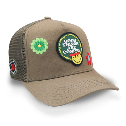 Gorra Problematic Chiquete Good Things Beige Unitalla