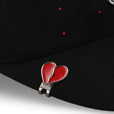 Gorra 5.7 Pin Heart Negra Unitalla