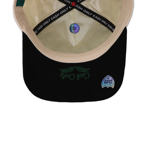 Gorra Cash Only Rico Logo Blanco Curva Cerrado