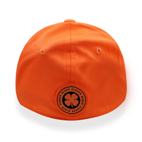 Gorra Black Clover Spring Luck Negro Mango Cerrada