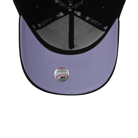 Gorra New Era 9Forty MLB Yankees Negro Lavanda Unitalla