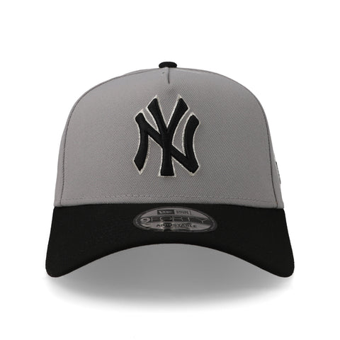 Gorra New Era 9Forty MLB Yankees Gris Negro Unitalla