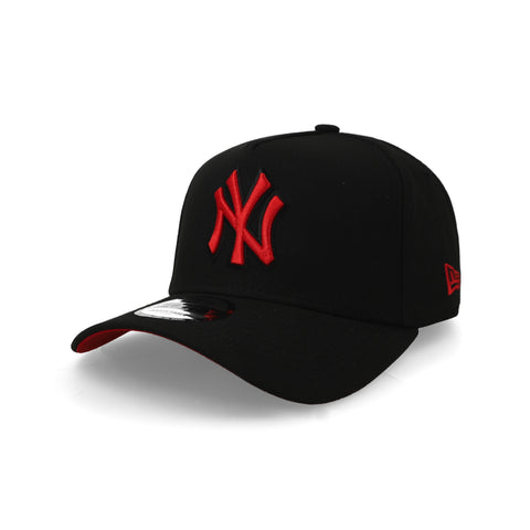 Gorra New Era 9Forty MLB Yankees Negro Escarlata Unitalla