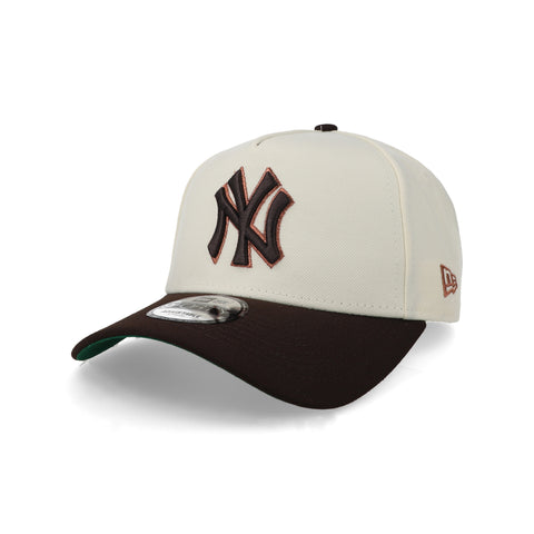 Gorra New Era 9Forty MLB Yankees Crema Café Unitalla