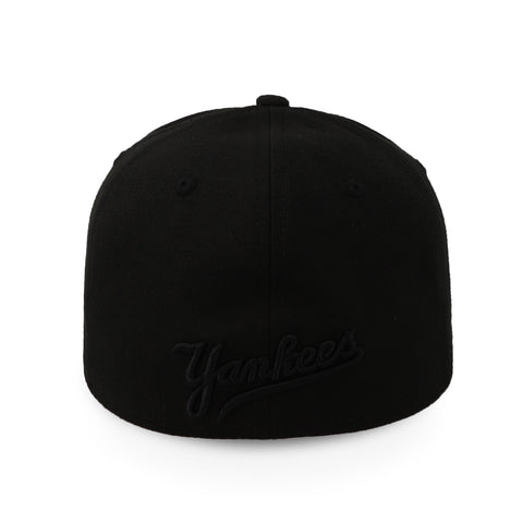 Gorra New Era 39Thirty MLB Yankees Classic Negra Cerrada
