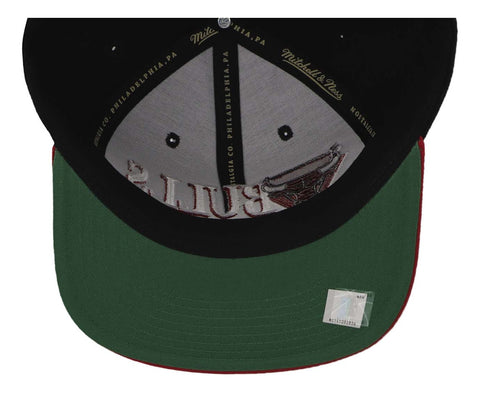 Gorra Mitchell & Ness Nba Str 6hsssh22041-bulls-unitalla Neg